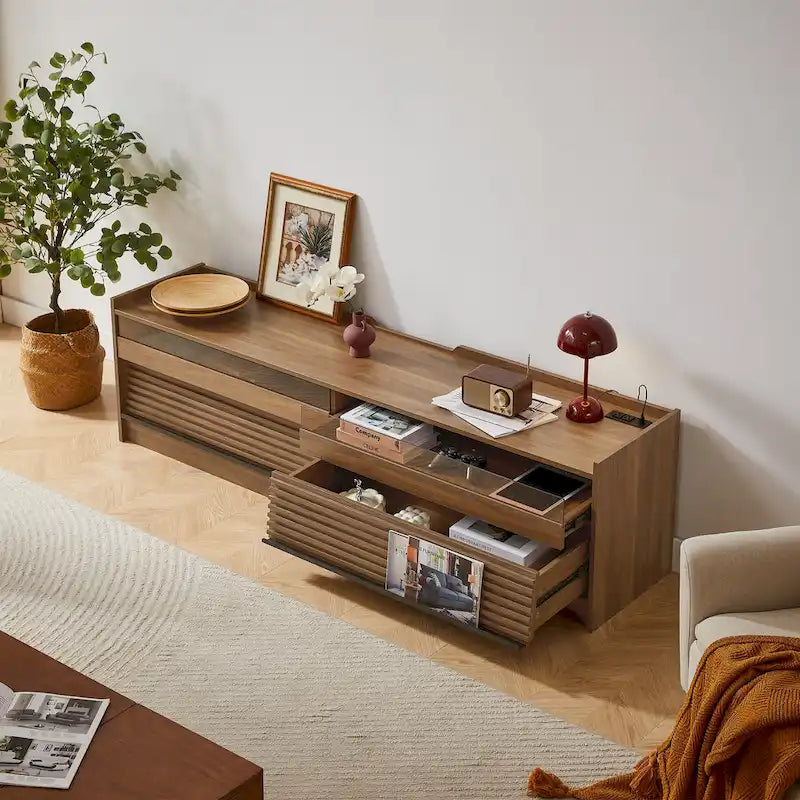 Meuble TV moderne avec tiroirs, chargeurs intégrés et éclairage LED d'ambiance