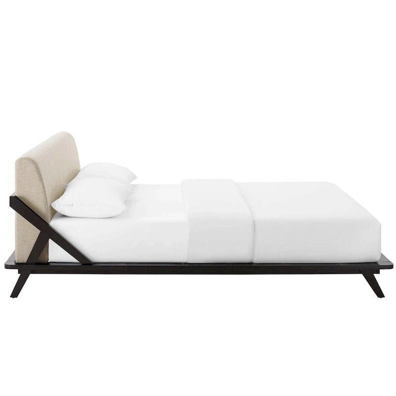 Lit plateforme Queen tapissé en tissu