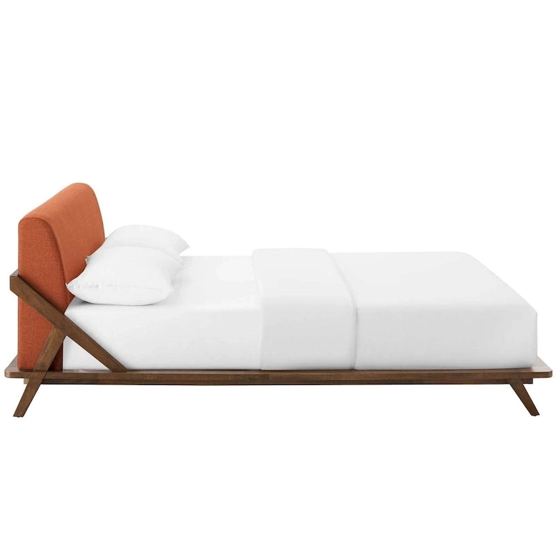 Lit plateforme Queen tapissé en tissu