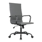 Chaise de bureau pivotante à dossier haut en cuir nervuré réglable avec piètement en métal noir